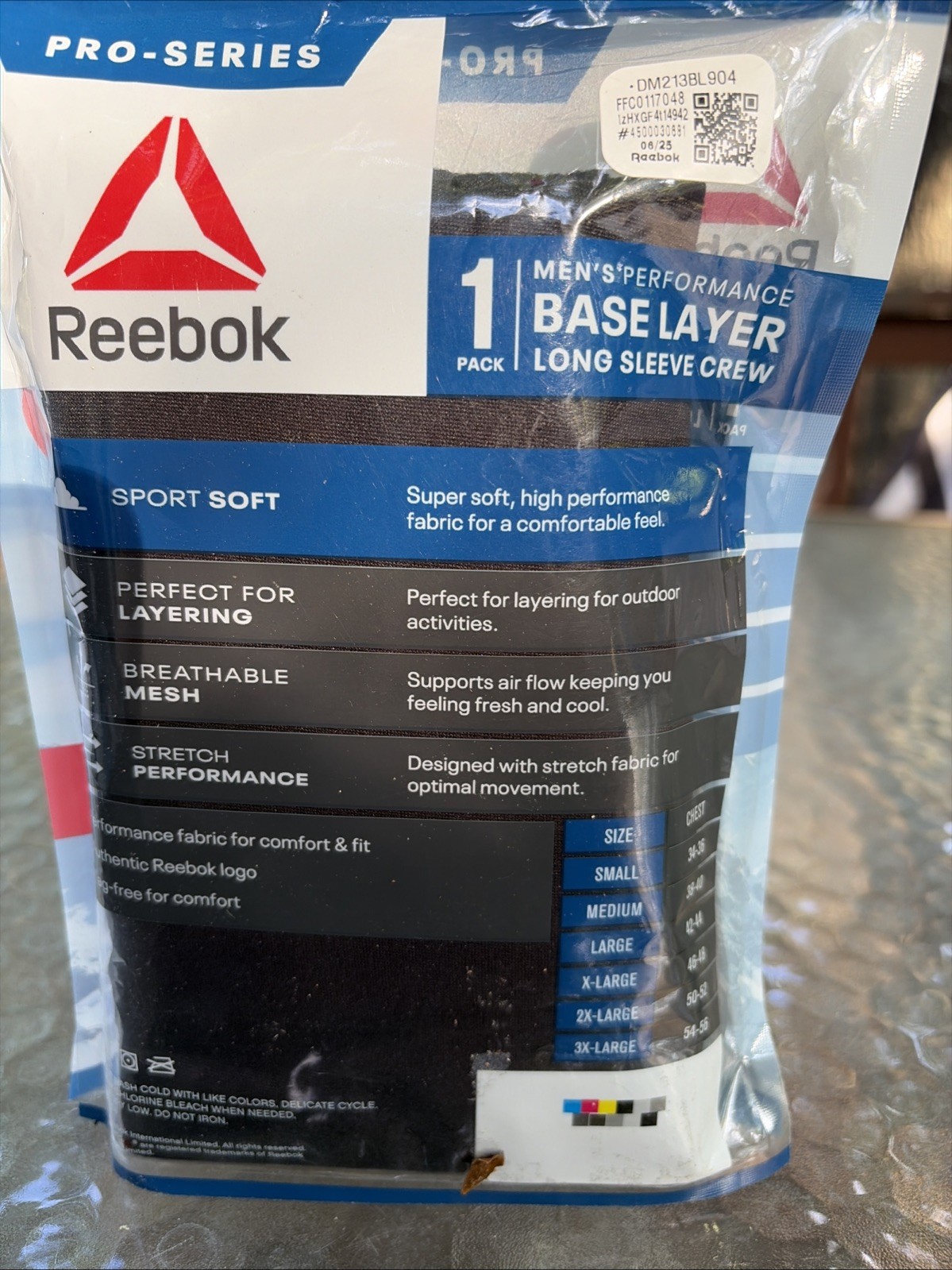 Reebok Men's Performance Base Layer Long Sleeve Crew Top, Black, Size S (34-36) gallery