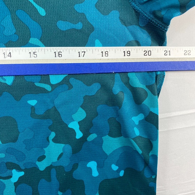 Ideology Mens Workout Shirt size Medium Blue Camouflage Short Sleeve Rapidry New gallery