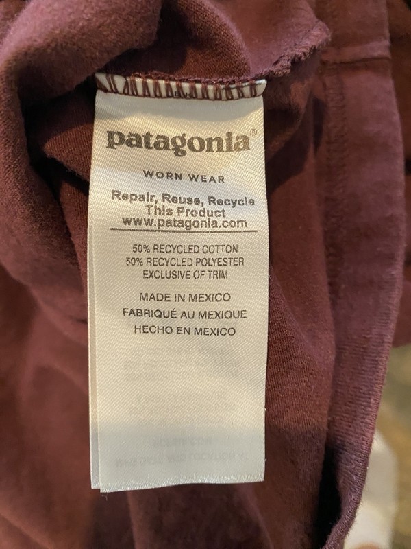 Patagonia Brown Long Sleeve Worn Wear T-Shirt XXL 50% Recycled Cotton Polyester gallery