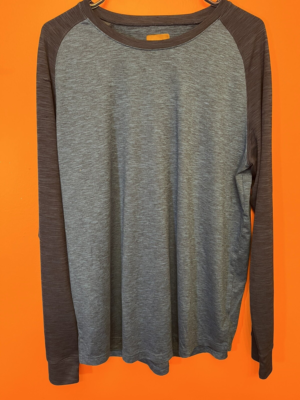 American Eagle Outfitters Mens 360 Active Extreme Flex Large Top gallery