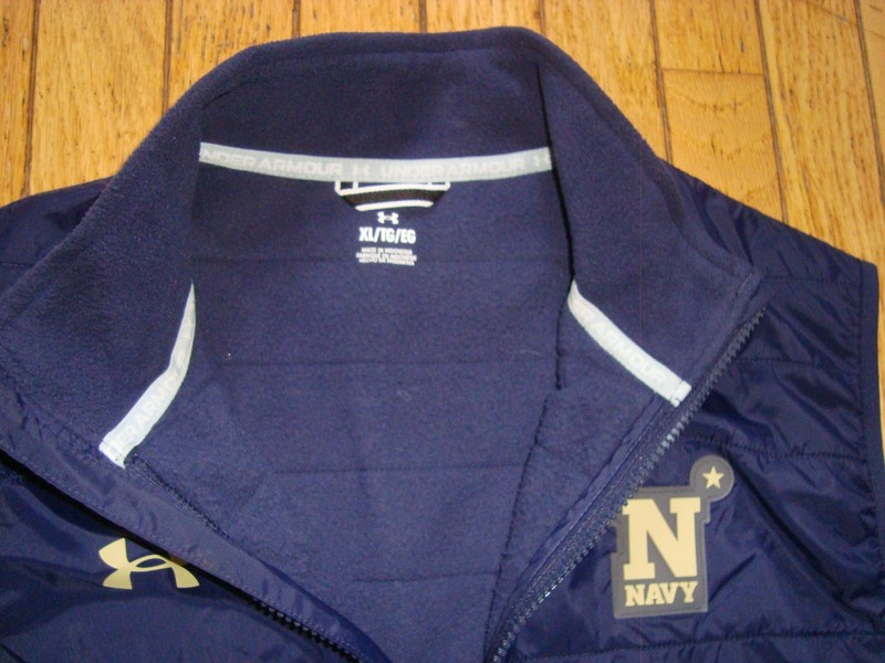 UNDER ARMOUR NAVY ARMY FULL ZIP VEST JACKET MEN'S SIZE XL HARDLY WORN! gallery