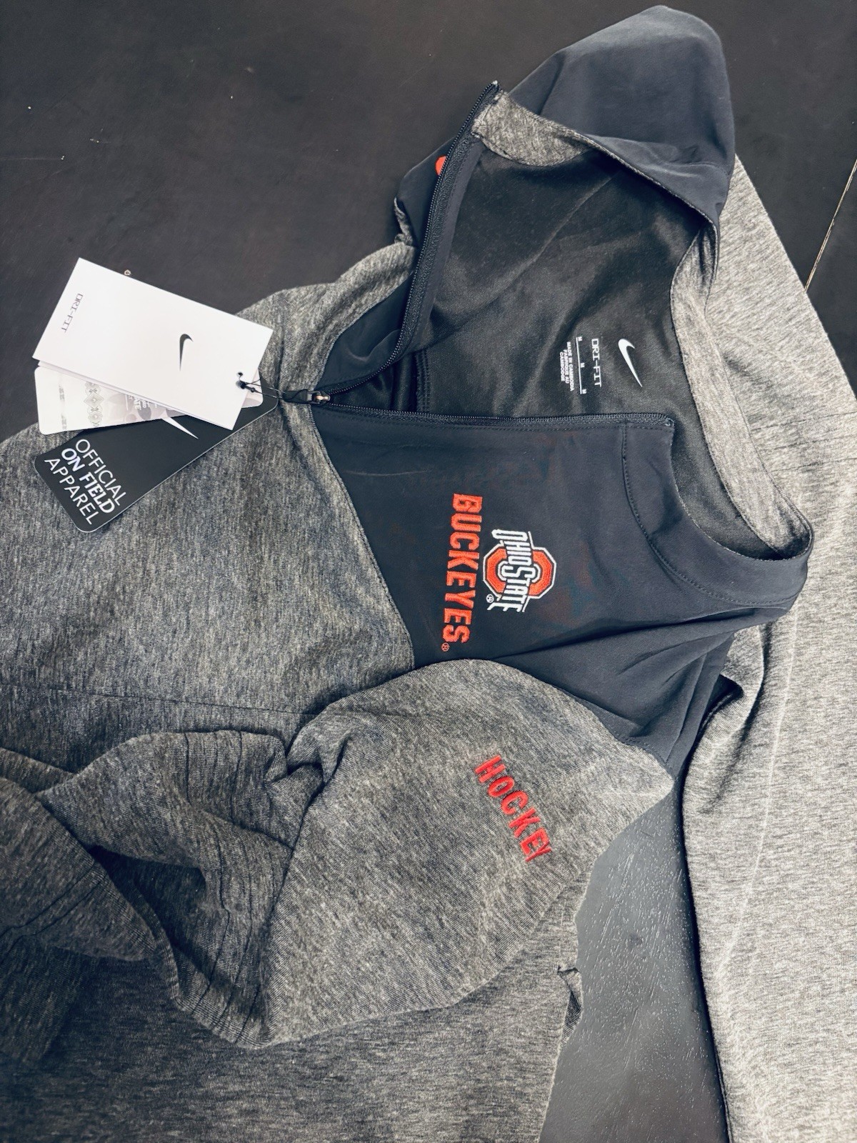 Nike Dri-FIT Ohio State Buckeyes Hockey 1/4 Zip Mock Neck Pullover M gallery