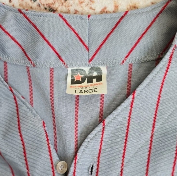 Vintage Budweiser Men's Gray And Red Striped Base Jersey Size L gallery