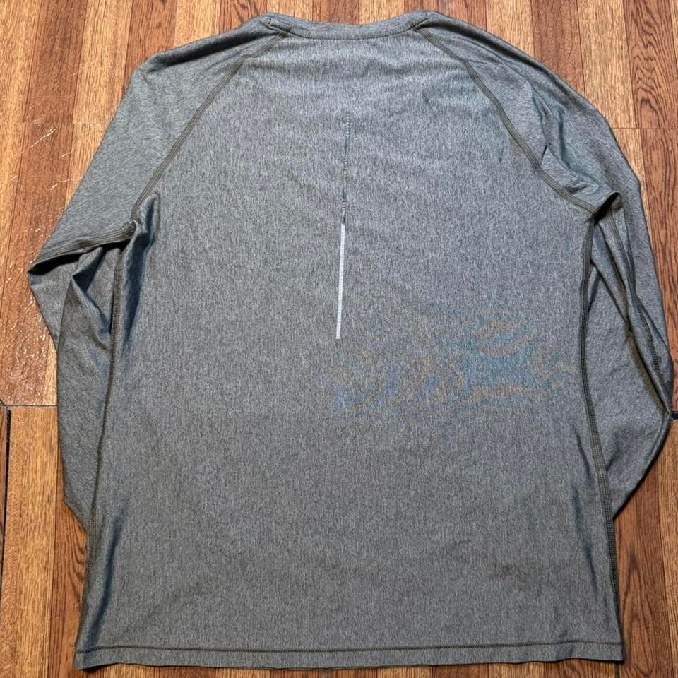 Under Armour GreyRetro TRX Sportswear Fitted Compression Long Sleeve Shirt Large gallery