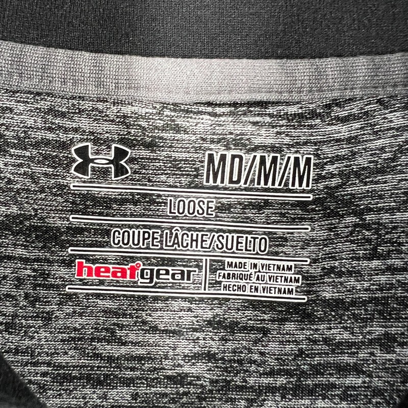 Under Armour Shirt Mens Medium Gray Long Sleeve 1/4 Zip Loose Fit Heat Gear gallery