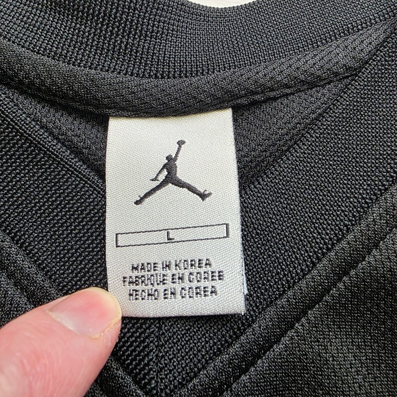 Michael JORDAN Jersey 23 Jumpman Basketball Black Sleeveless Tank Size LG gallery