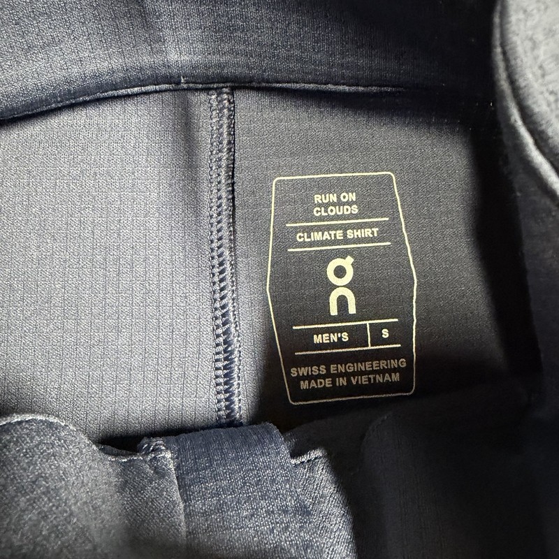 On Cloud Running Climate Shirt 1/4 Zip Pullover Mens Size Small Blue Long Sleeve gallery