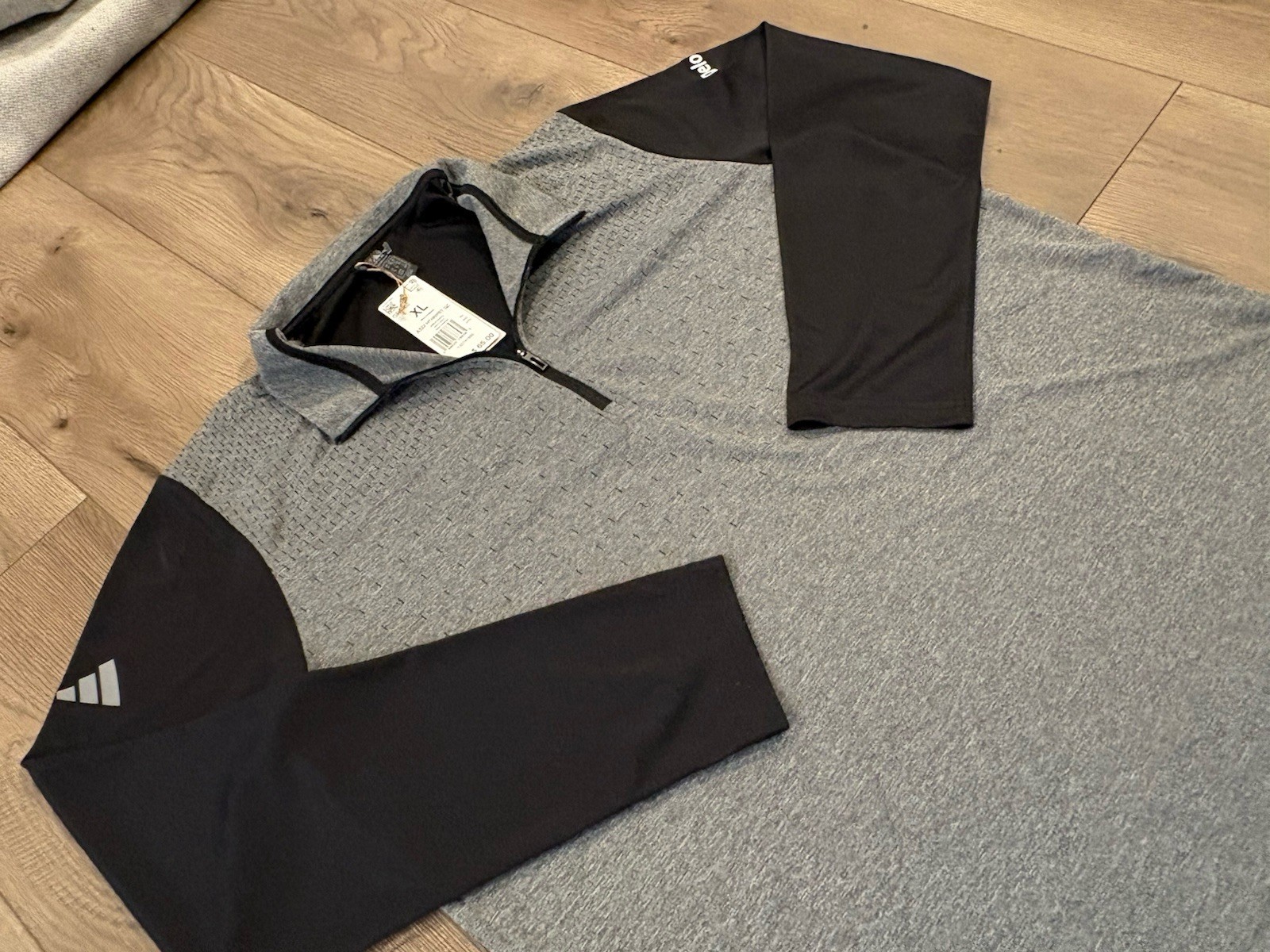 Adidas Golf Quarter-Zip Men’s XL Gray Black Pullover Light Weight NWT gallery