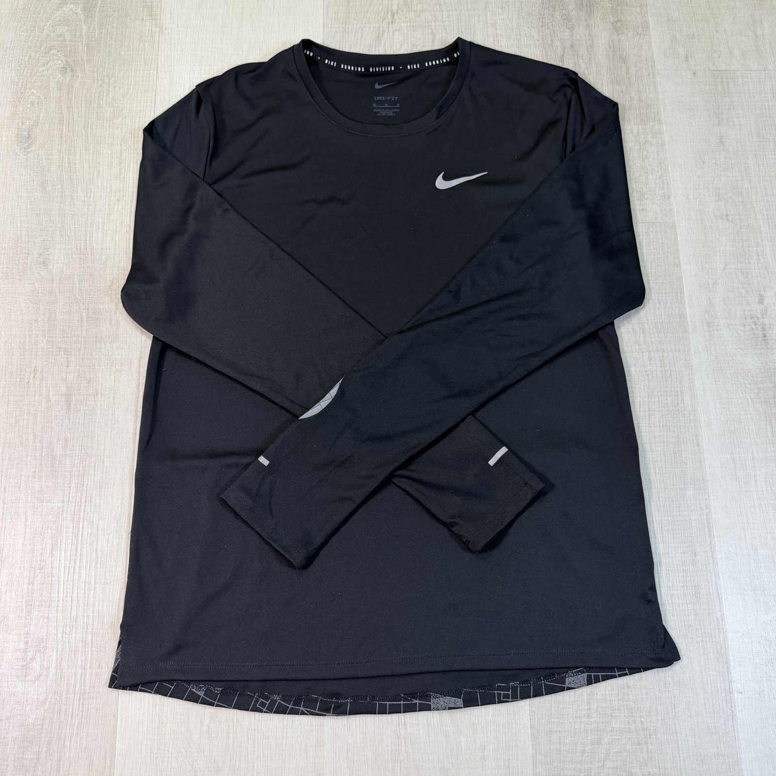 Nike Running Division Dri-Fit Long Sleeve M Black Reflective Athletic Top gallery