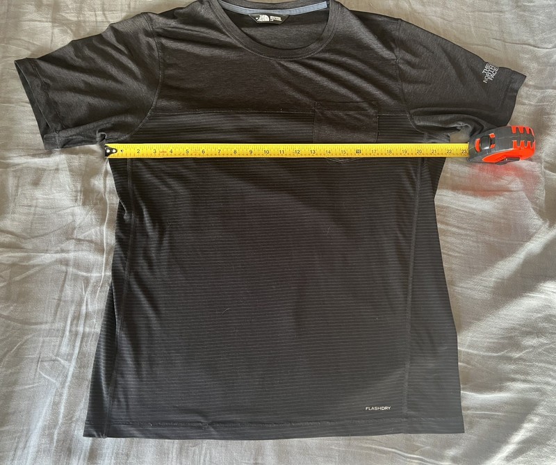 The North Face Men's Flashdry Athletic Shirt-Large black striped with pocket gallery