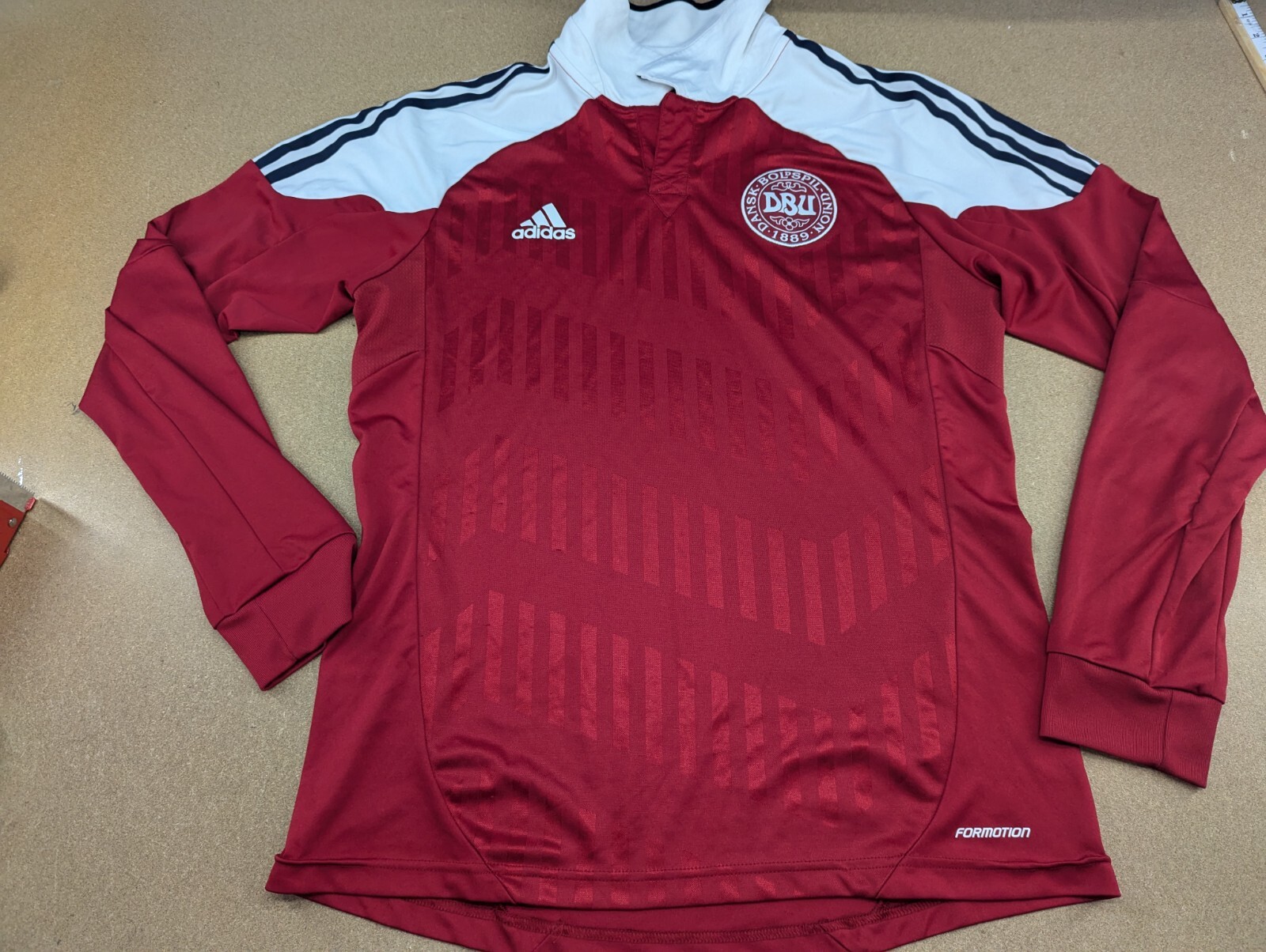 Adidas Denmark 2012-2013 Football Jersey Mens Size L Adult Home Long Sleeves red gallery