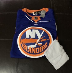NWT Adidas New York Islanders Hockey Jersey Mens Size 50 Stitched Blank$180 SR1