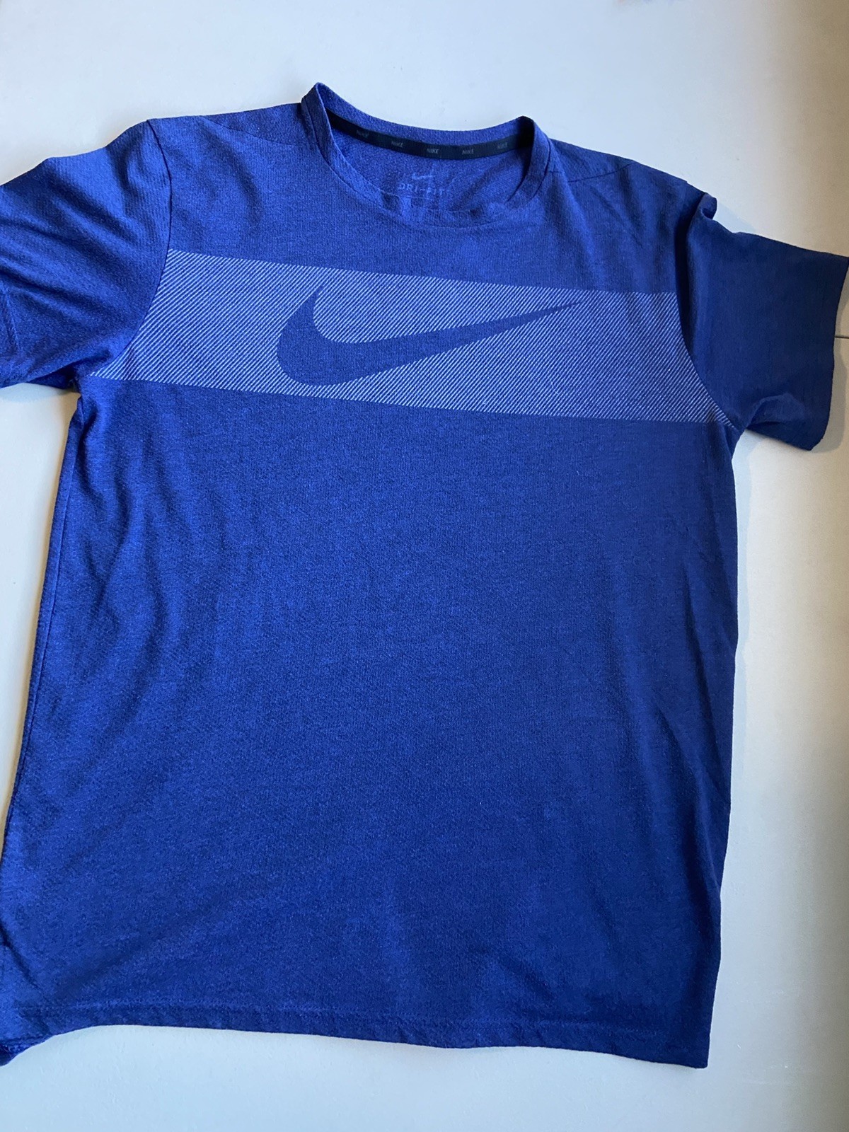 Nike Dri Fit Mens Crew Neck Navy Blue Tee Shirt Light Weight Medium Short Sleeve gallery