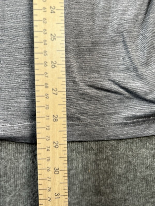 TravisMathew Pullover Mens Large Gray 1/4 Zip Long Sleeve Logo gallery