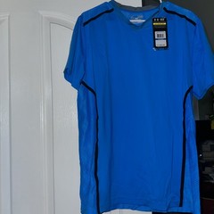 Under Armour Men’s Short Sleeve Fitted Vent Shirt, Brand New With Tags
