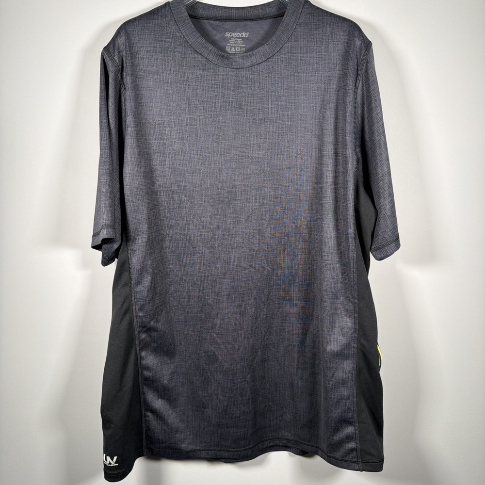 Speedo Mens UV Blocking Black/Gray T-Shirt Size XL