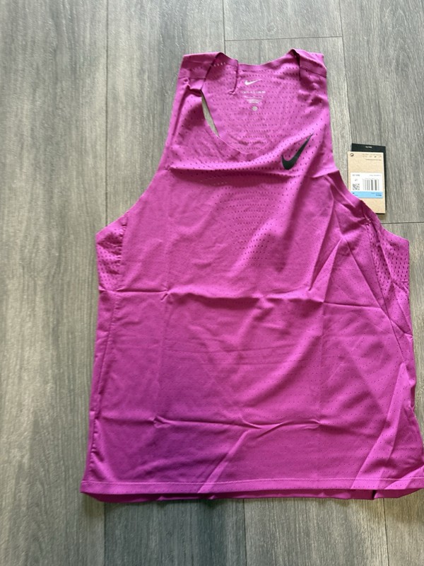 $90 Nike Aeroswift Dri-Fit ADV Running Singlet Hot Fuchsia FN4231-518 Size L gallery