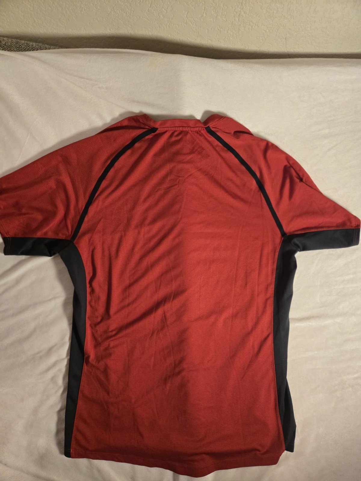 VRST Men's Red/Black Colorblock Athletic T-Shirt Breathable Crew Neck Raglan L gallery