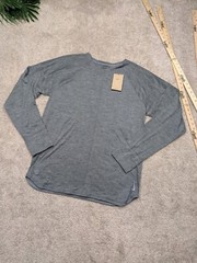 Nike YOGA Dri-Fit Long Sleeve Mens Large L Gray Knit Stretch NWT $85.00