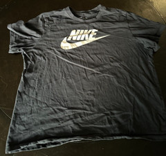 Nike Men’s T-Shirt Logo Swoosh Athletic Active Short Sleeve Shirt Double Stitch