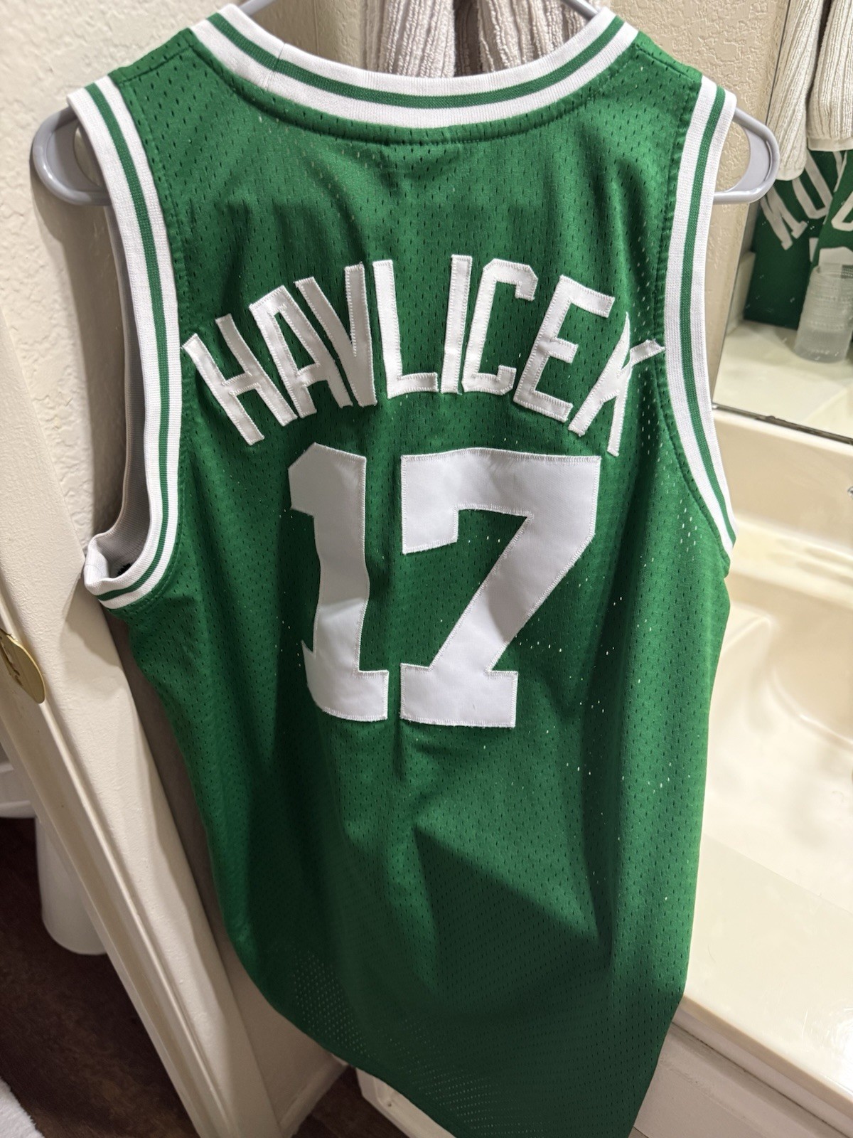 Reebok Boston Celtics Hardwood Classics John Havlicek #17 Jersey Medium Vintage gallery