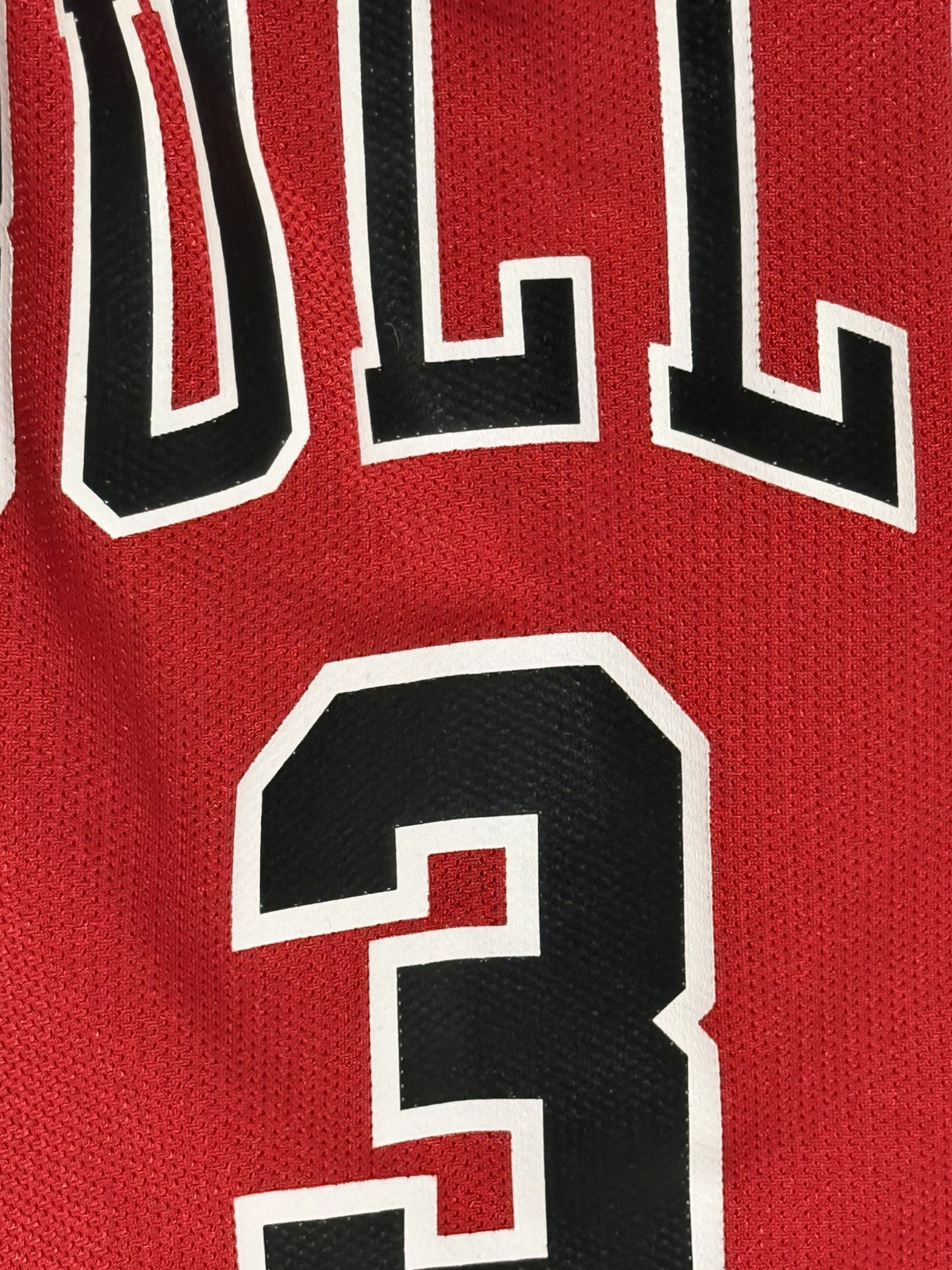 Dwyane Wade Chicago Bulls jersey #3. Good conditon size XL. gallery