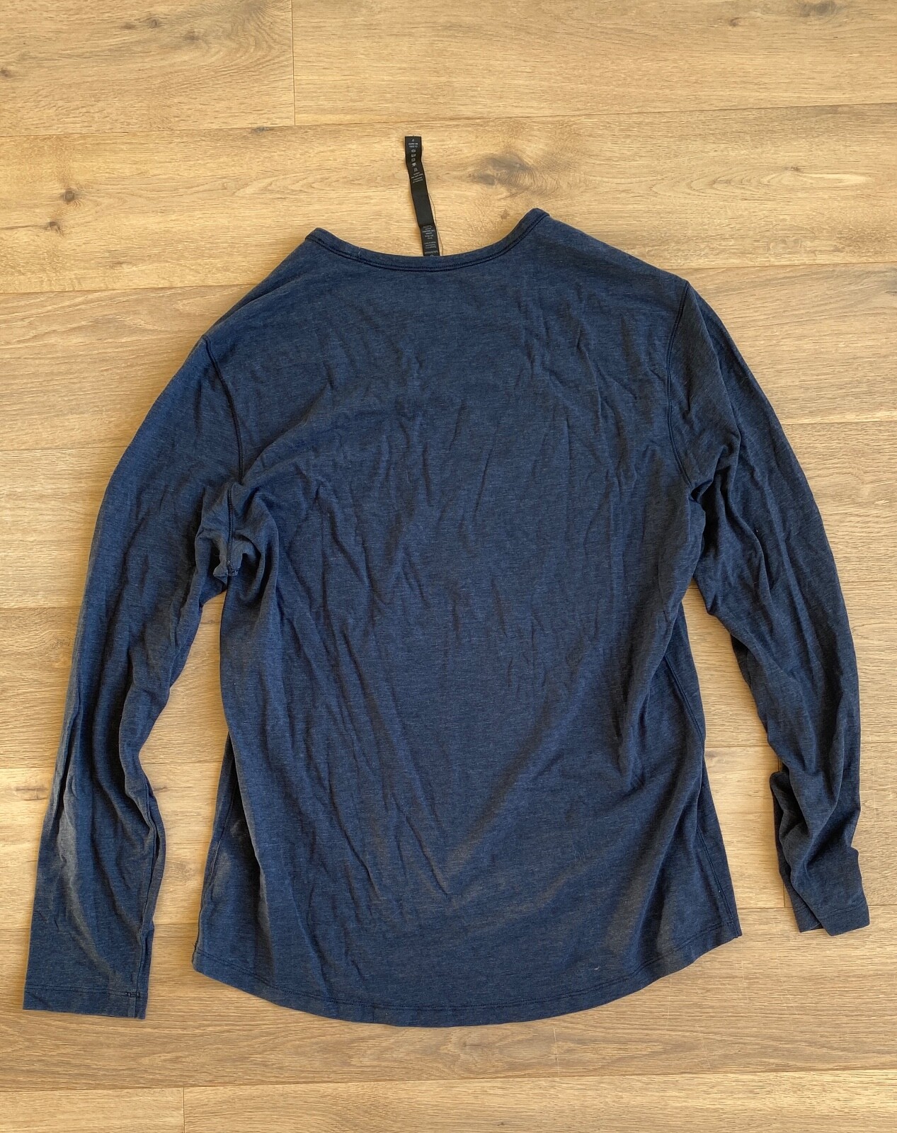 LULULEMON Navy Blue 5 Year Basic LS Pima Cotton Shirt Top Men's Large gallery