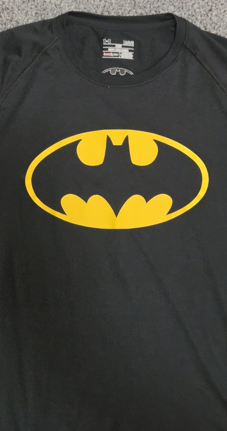 Under Armor DC Comics Batman Compression T-Shirt Mens Size M Short Sleeve Black gallery