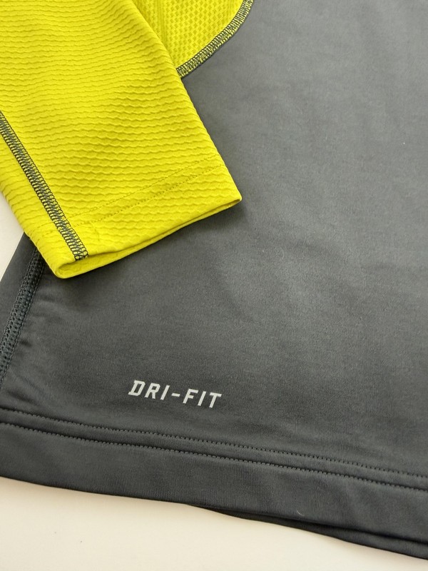 Nike Pro Combat Shirt Mens Small Gray Hyperwarm Dri-FIT Fitted Thermal Top gallery