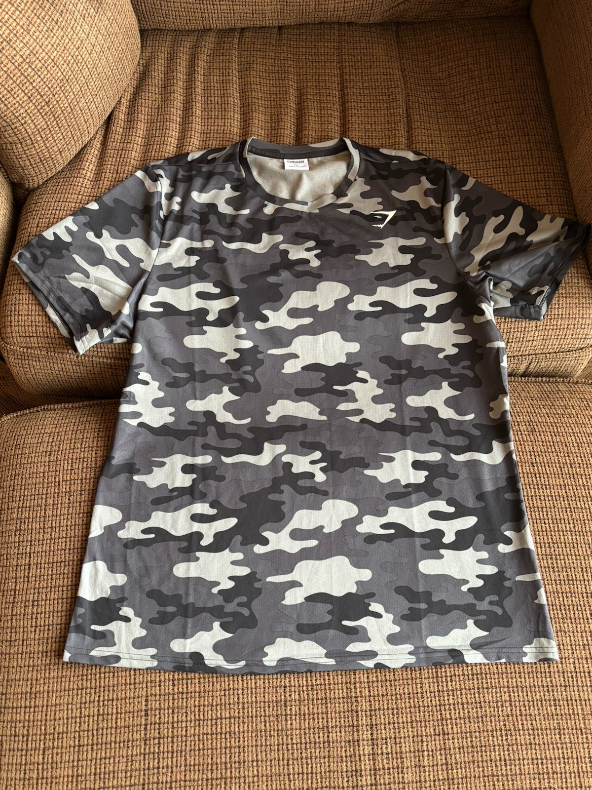 Gymshark Adult Poly Mesh Training S/S Slim T-Shirt Camo Black Gray White - NWOT! gallery