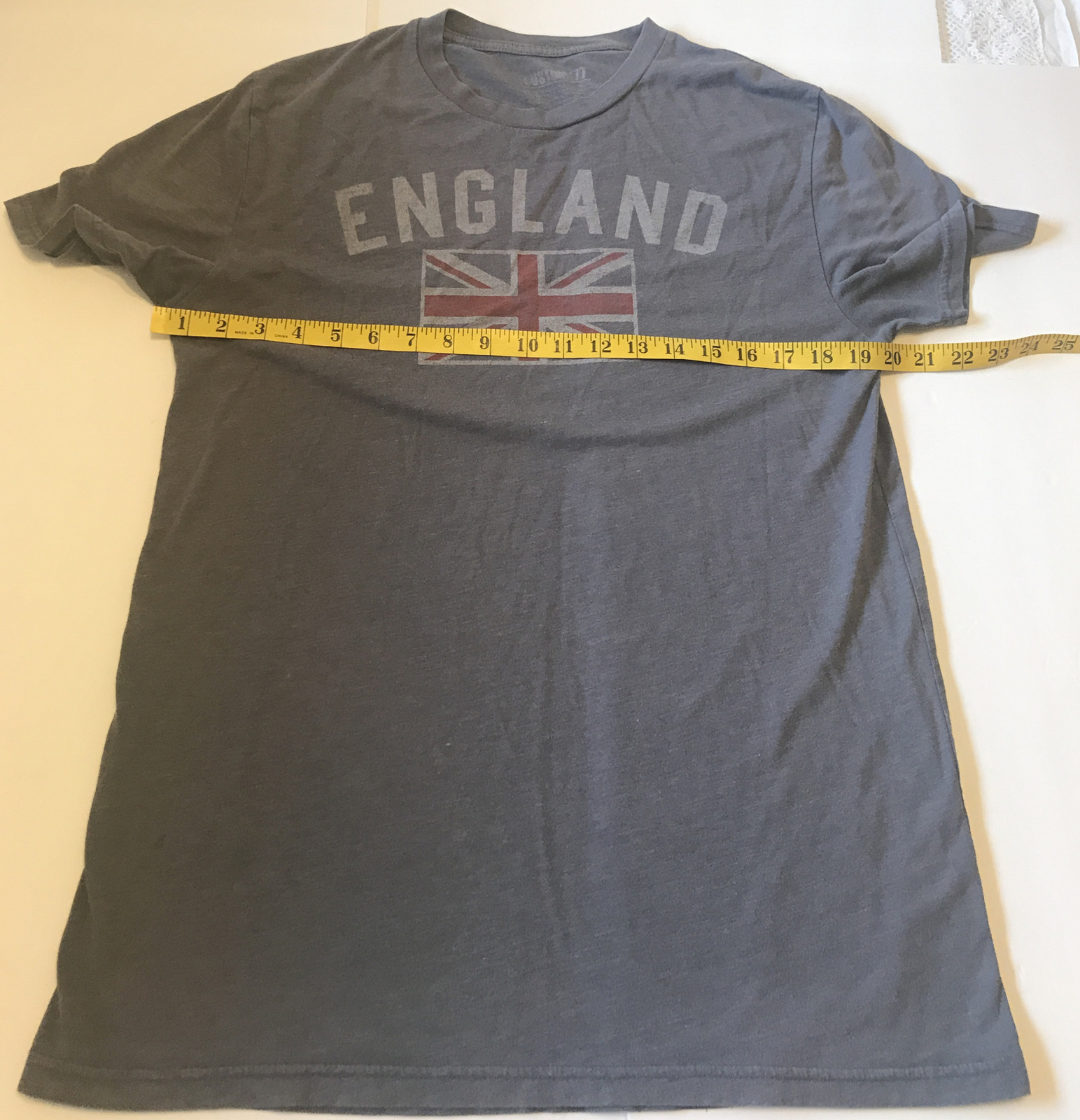 Custom’77 Gray UK England Flag Med T-Shirt Custom SS Crew Tee United Kingdom EUC gallery