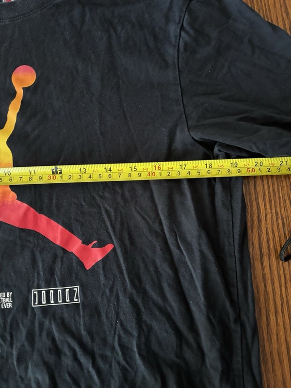 Air Jordan LEGACY AJ11 Short Sleeve Black Orange Red CW0852-010 Size Medium gallery