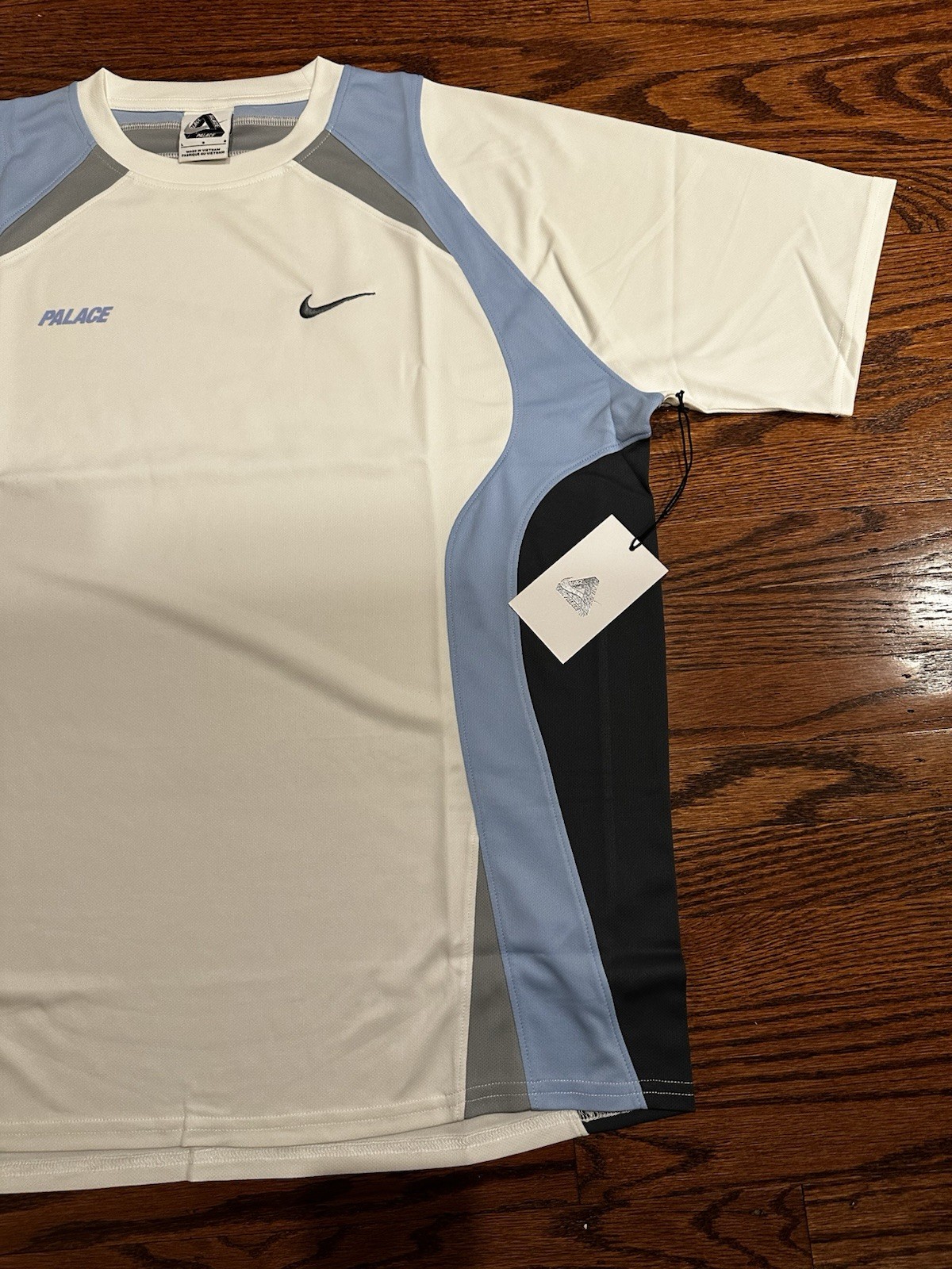 PALACE x NIKE Football Jersey Size Large White Air Max 95 Apparel Collection NEW gallery