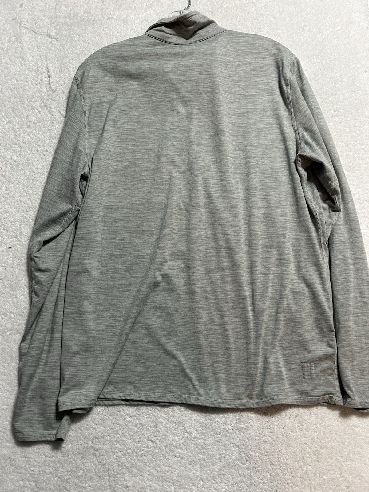 Vuori Ease Performance Men's Grey 1/2 Zip Pullover (H2) gallery
