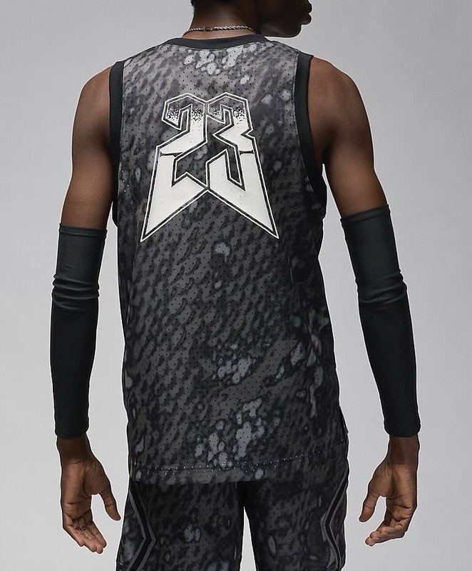 Nike Air Jordan Sport Dri-FIT Mesh Jersey Center Jumpman Black Size L FN5854-010 gallery