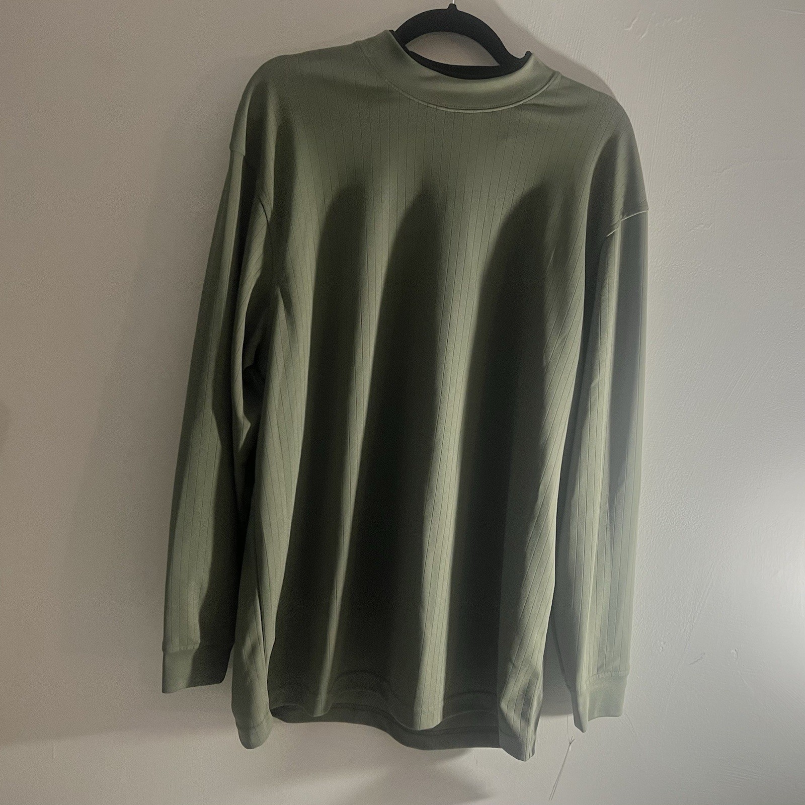 Long Sleeve Performance Pullover Shirt Size M Mock Neck gallery