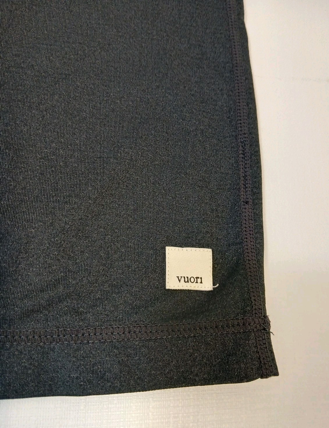 Vuori Performance Pocket Tank Top Black Heather Men's Size Small Athletic gallery