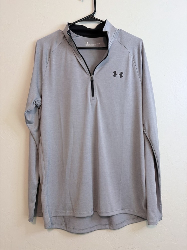 Under Armour HeatGear Men's M Gray Solid 1/4 Zip Mock Neck Loose Pullover