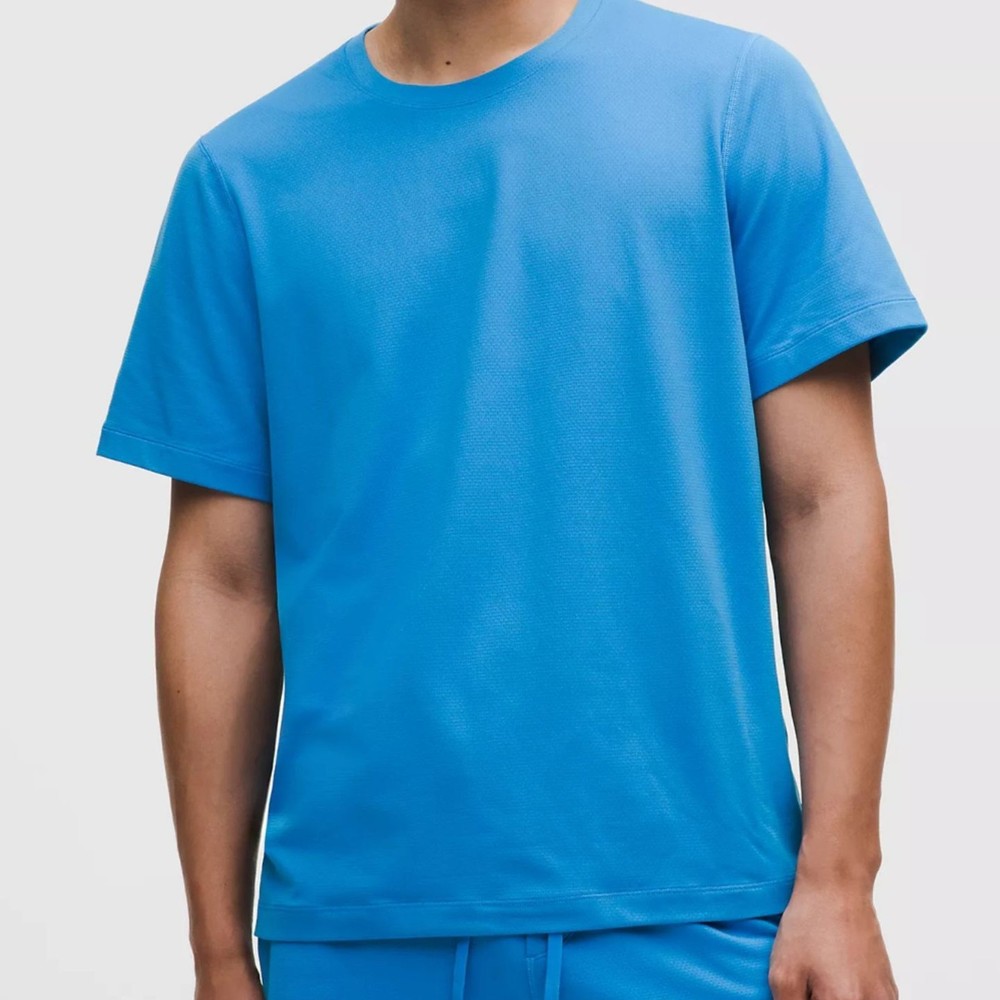Men Lululemon Mesh Soft Jersey Short-Sleeve Shirt Tropical Sky Size Large