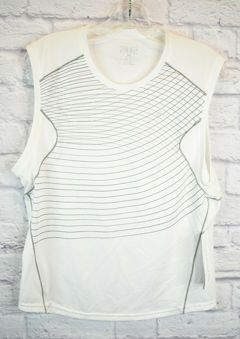 Zoot Sports Runfit Sleeveless Shirt Mens S - NEW gallery