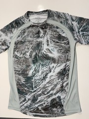 Realtree Fishing Performance Shirt L Camo Short Sleeve Stretch Mesh Panels NWOT