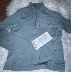 Lululemon It’s Rulu Crater Blue NWT Sz Xs