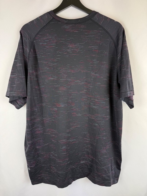 Lululemon Men's Chroma Check Black Metal Vent Tech Short Sleeve 2.0 Shirt XXL gallery