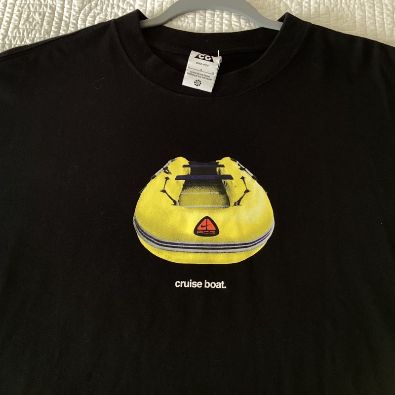 Nike ACG Cruise Boat DRI-Fit Men’s Size Large Black/Yellow gallery