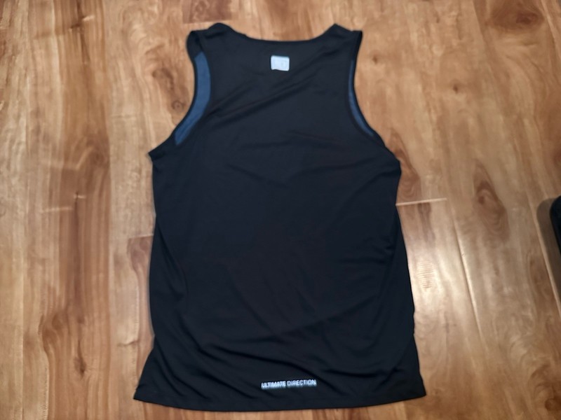 Ultimate Direction running Men Singlet tank top Medium gallery