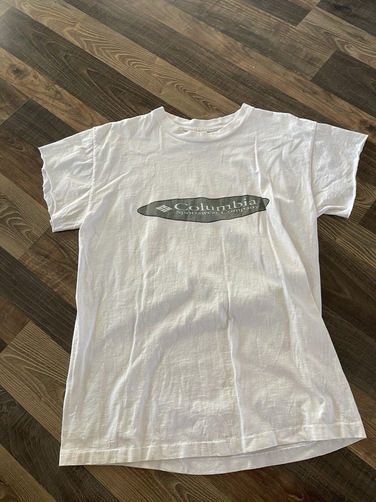 Columbia Sportswear Men size L Cut Off Sleeves White Outdoor Vintage **Stain