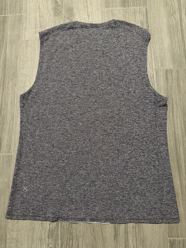 Lululemon Metal Vent Tech Tank Top Sleeveless Size XL Extra Large Heather Gray gallery