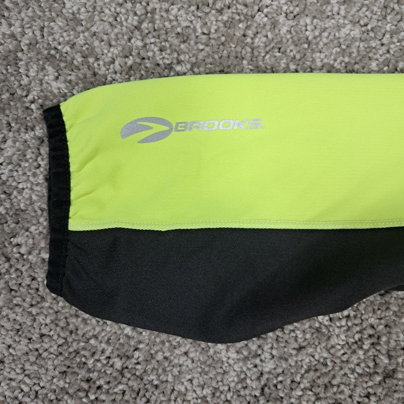 Brooks Running Men's Shirt Windbreaker Vapor Dry Reflective Yellow Medium gallery