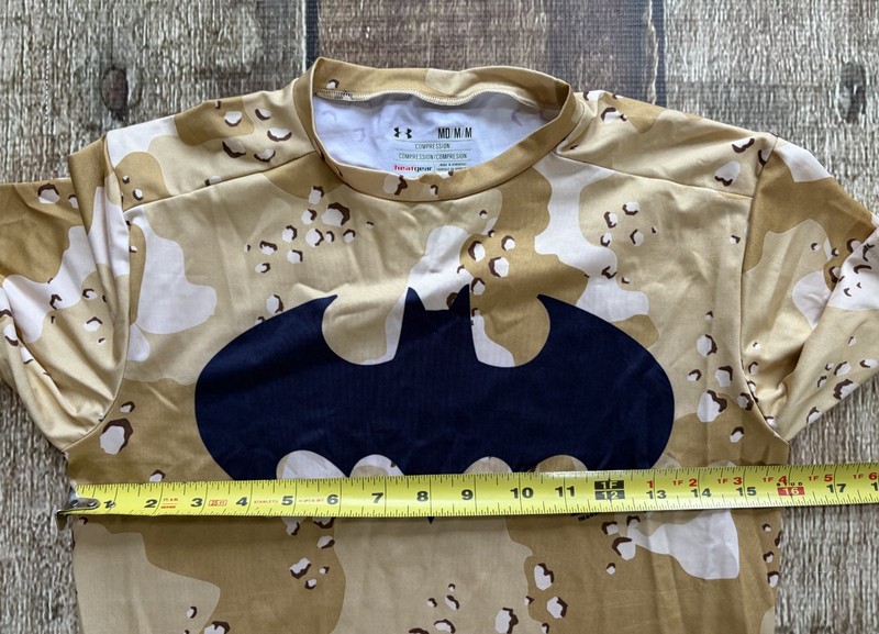 UNDER ARMOUR BATMAN CAMO ALTER EGO COMPRESSION SHIRT MENS MEDIUM EXCELLENT gallery