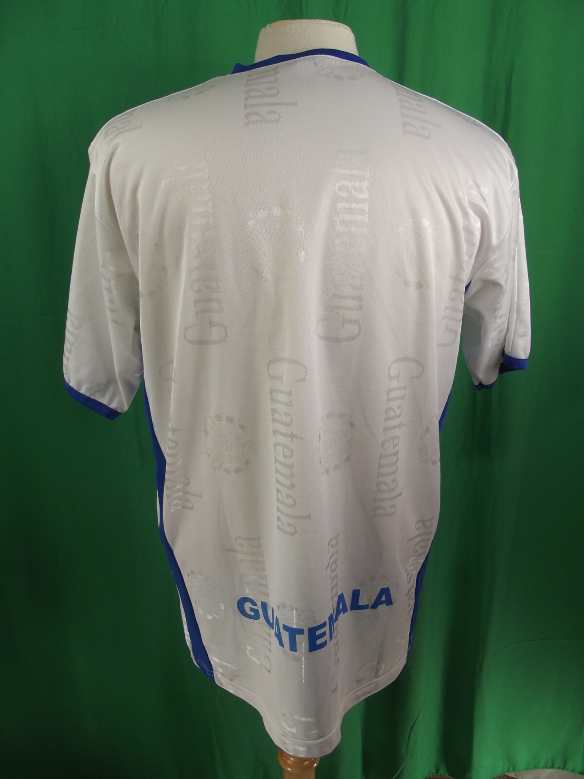 Mint Vintage Puma Guatemala World Cup Futbal Soccer Jersey Mens XL White Blue gallery